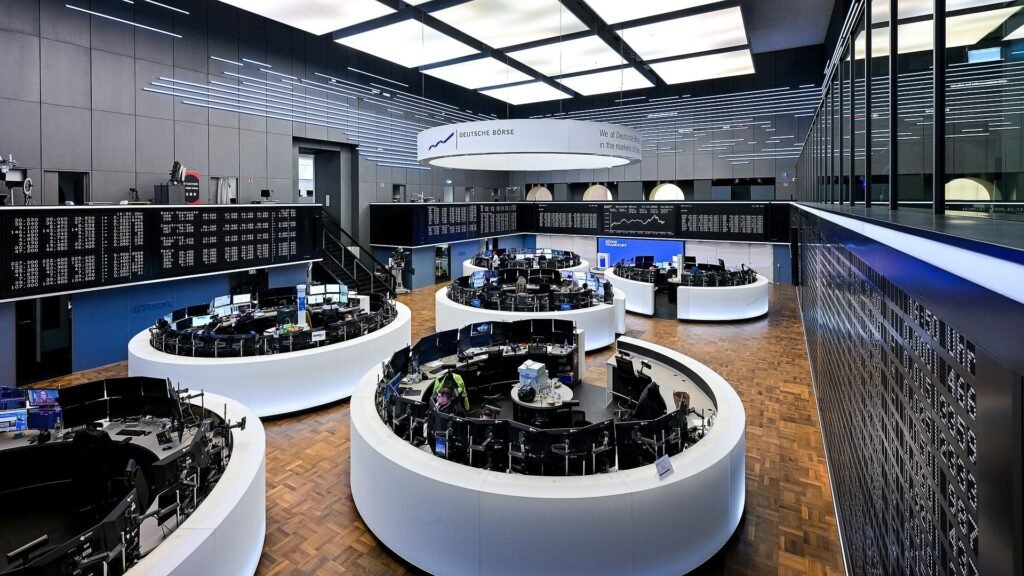 DEUTSCHE BÖRSE Invests 0M in Kraken Crypto Exchange Deal Analysis